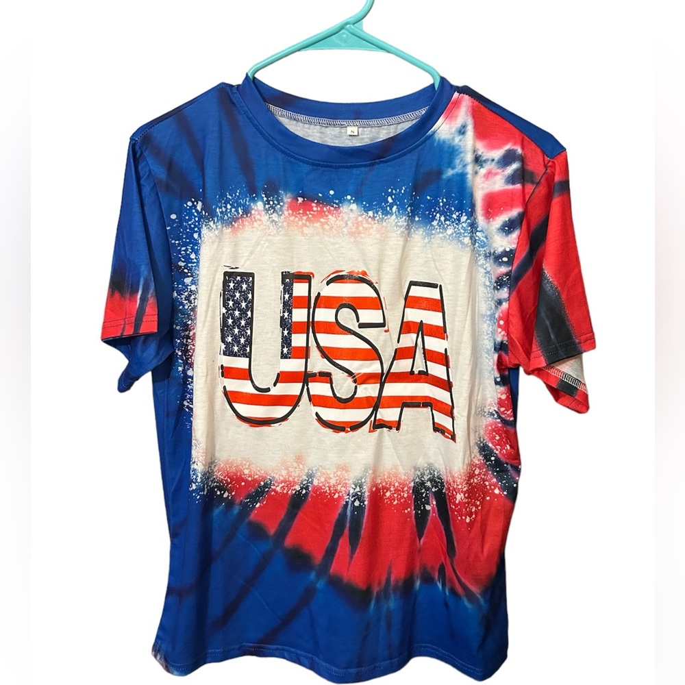 ❤️🤍💙July 4th Tye Dye Shirt, Ladies Patriotic Shirt, USA Shirt, Size Small❤️💙